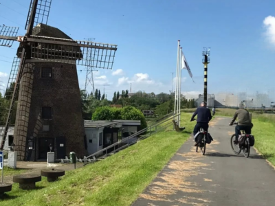 Koppel logerend in Arenberghoeve gaat fietsen in Doel